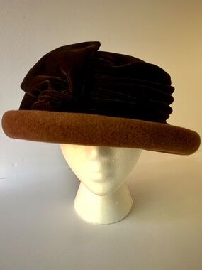 Eric Javits 2-Tone Wool Velvet Breton Hat